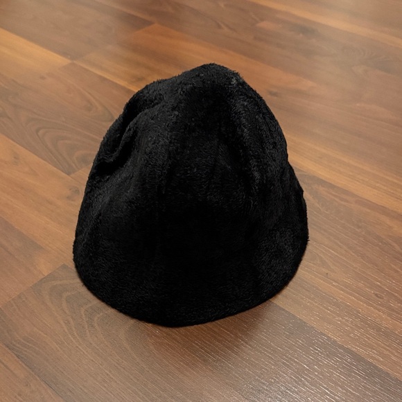 Vintage GAP Black Fuzzy Hat